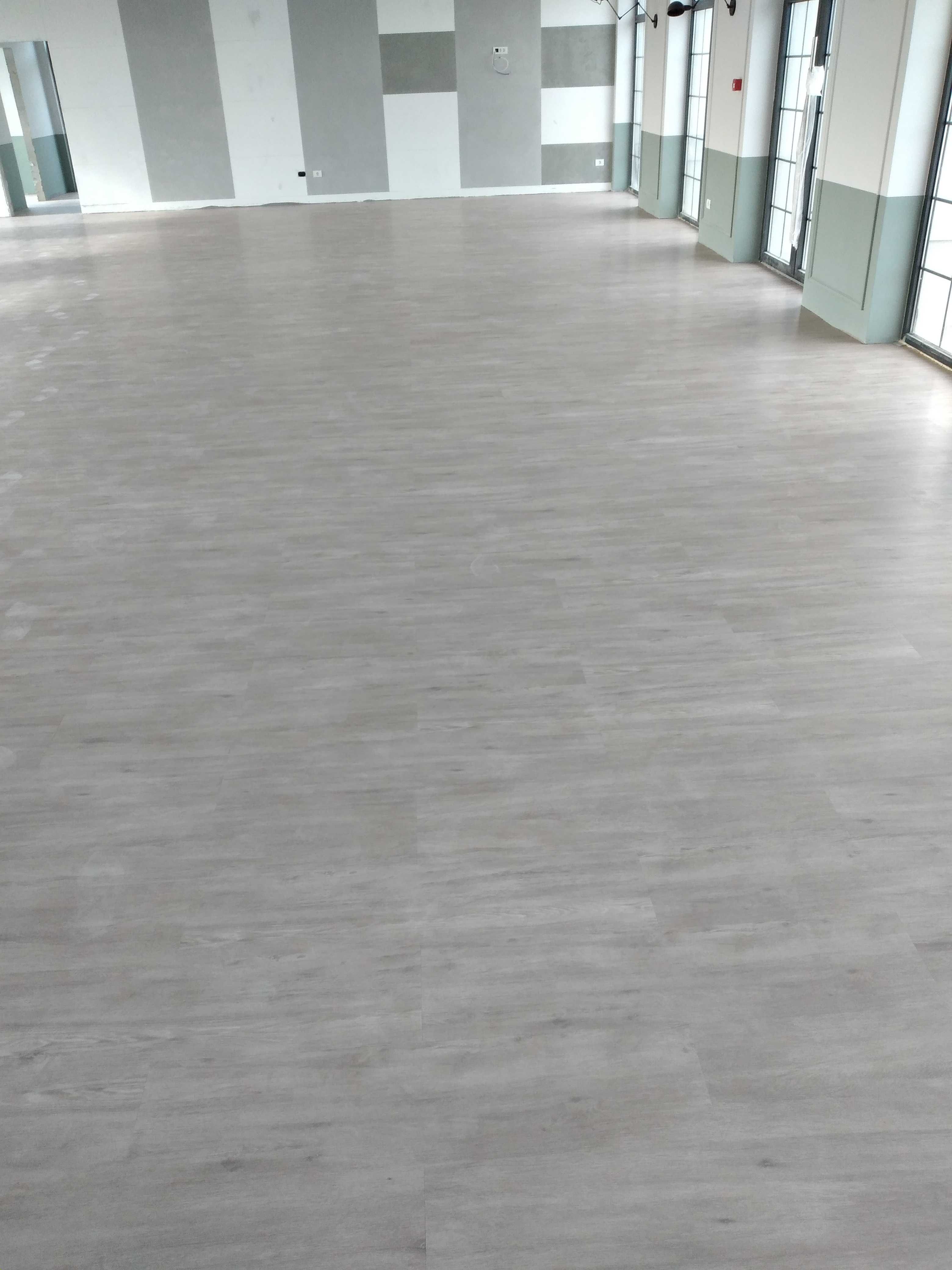 Montaj pardoseli covor pvc tarket.mocheta,lvt,linoleum