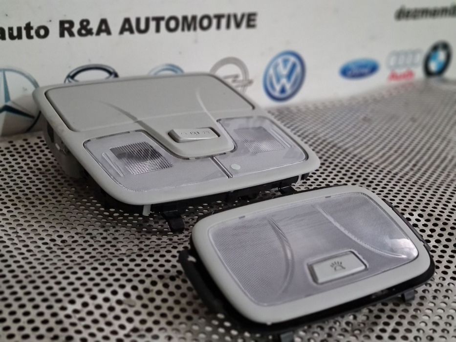 Plafoniera Fata Spate Suport Ochelari Hyundai IX35 An 2009-2010-2011-2012-2013-2014-2015 Dezmembrez