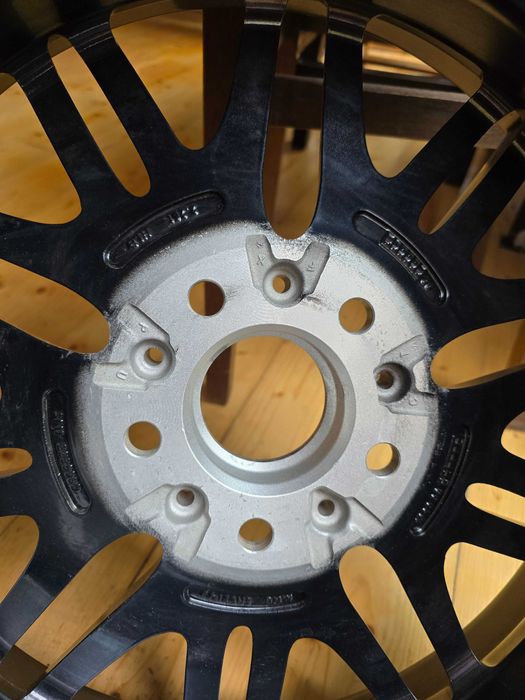 Set 3 jante aliaj originale noi BMW M 5
