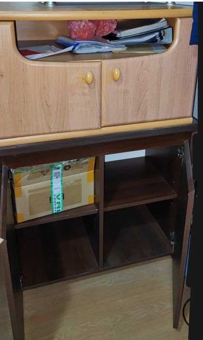 Шкафчета и етажерки