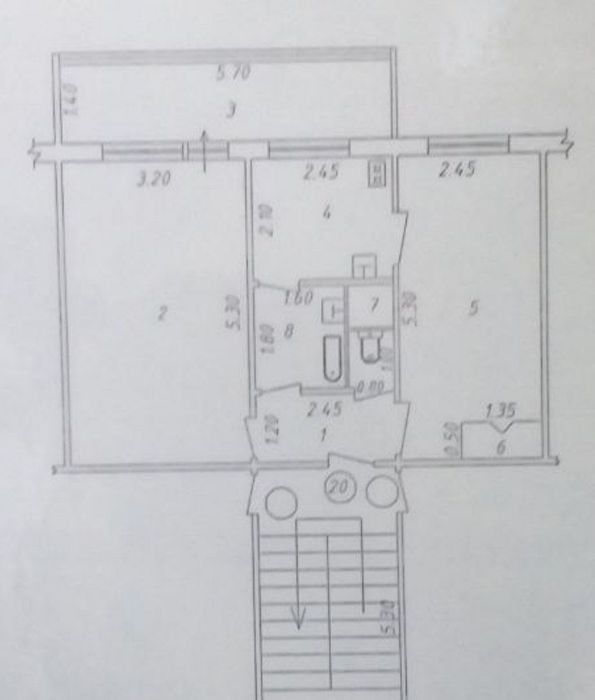 Продаю квартиру Яшнабадский р-он Авиасозлар-1  50м2. 2-ком 2-этаж 4-эт