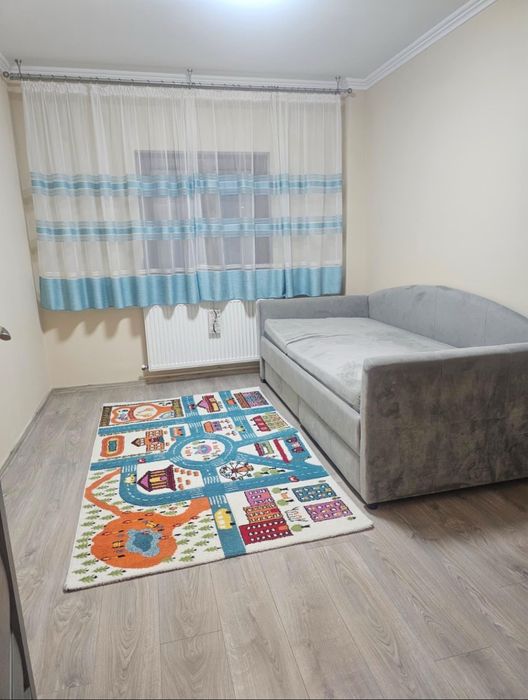 Inchiriez apartament 3 camere Micalaca