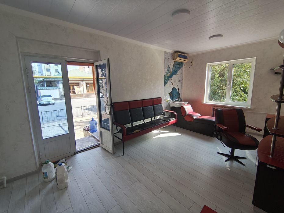 Сдам в аренду Салон красоты!