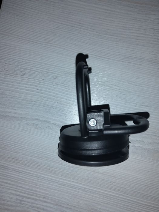 Приспособление для вытяжки вмятин.