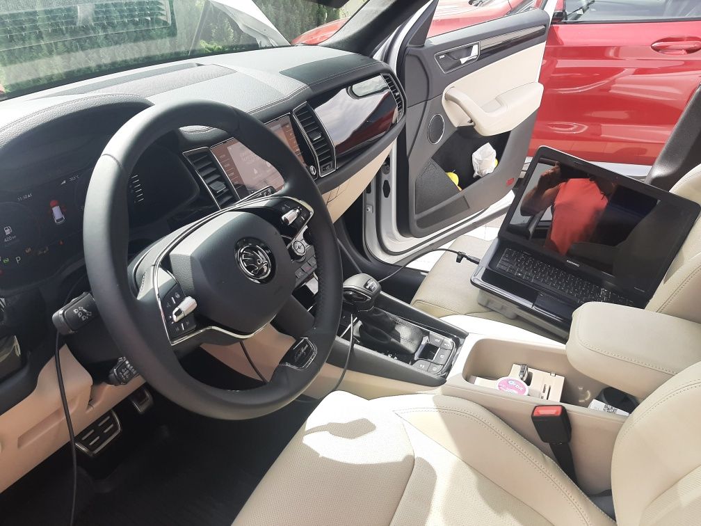 Electrician-Electronist auto/Diagnoză auto, rulote,bărci