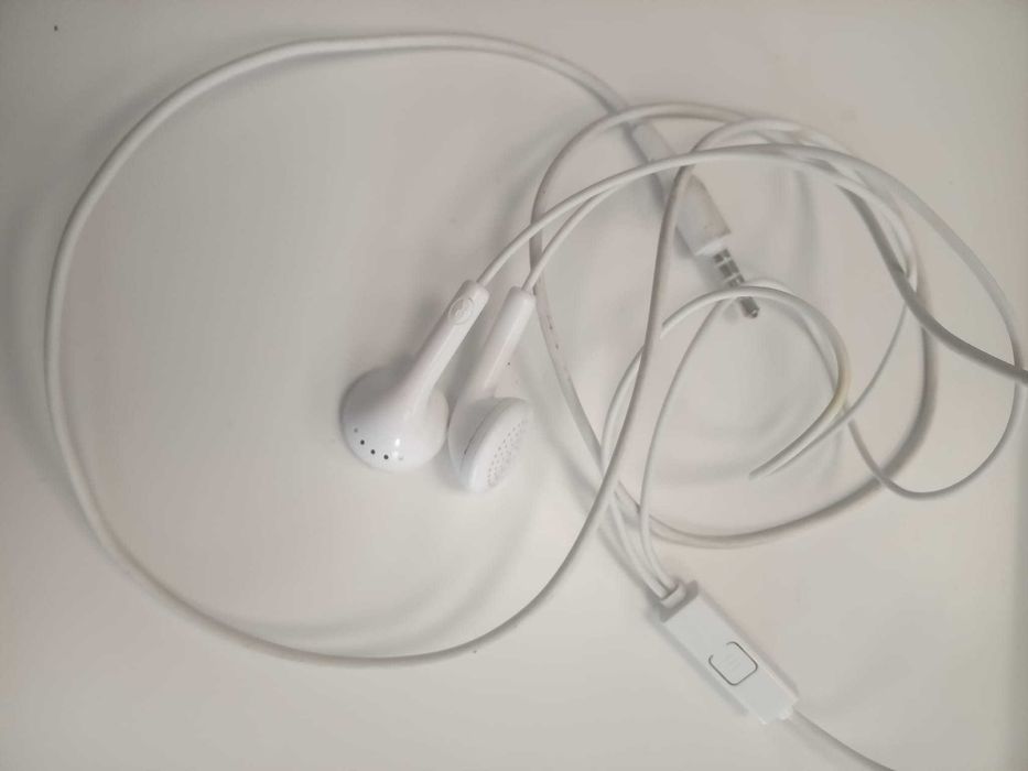 Casti audio pt ureche