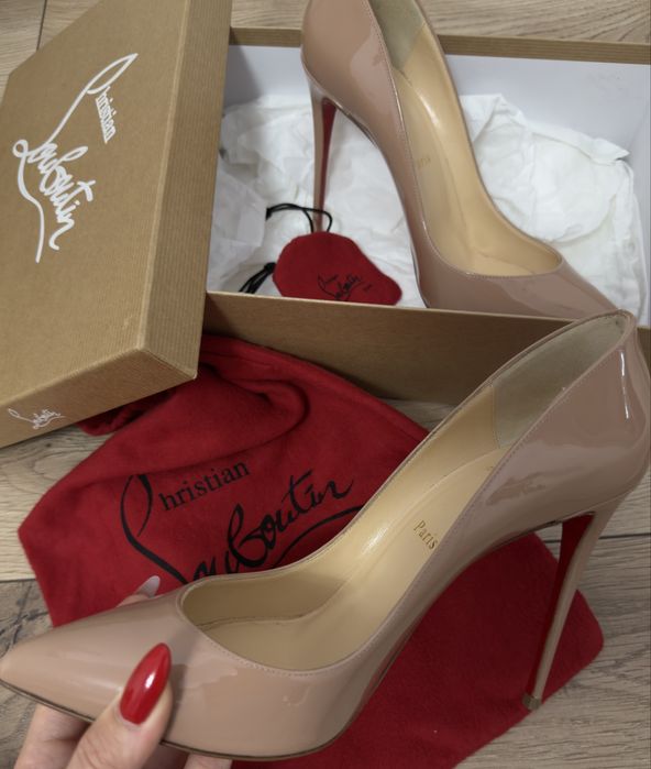 Pantofi Louboutin