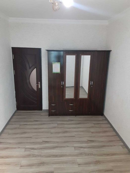 Hamma sharoiti bor, toza 5 xonali uy