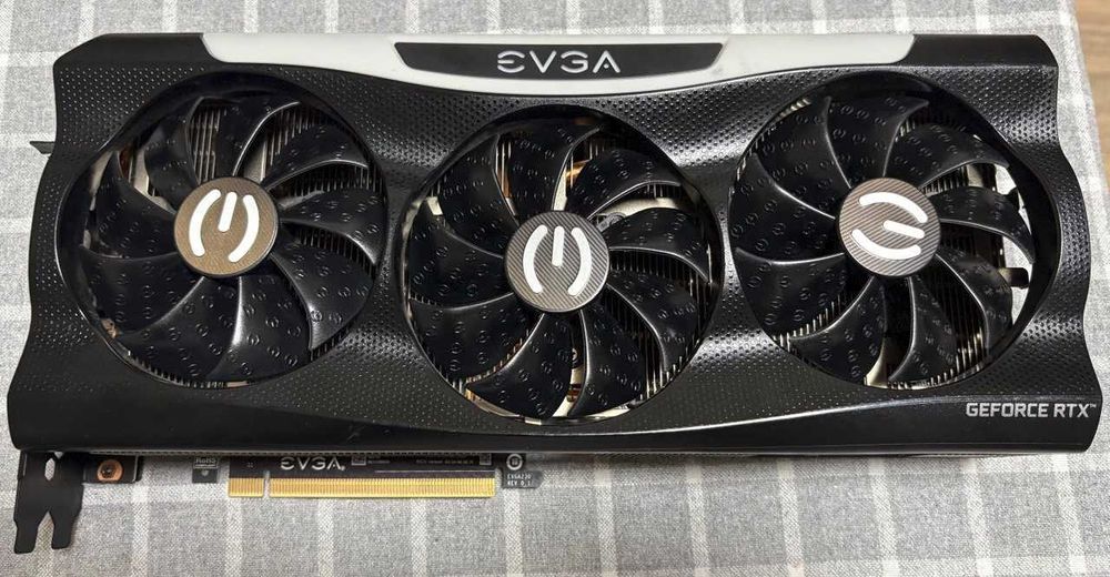 Видео карта EVGA GeForce RTX 3070 FTW3 ULTRA