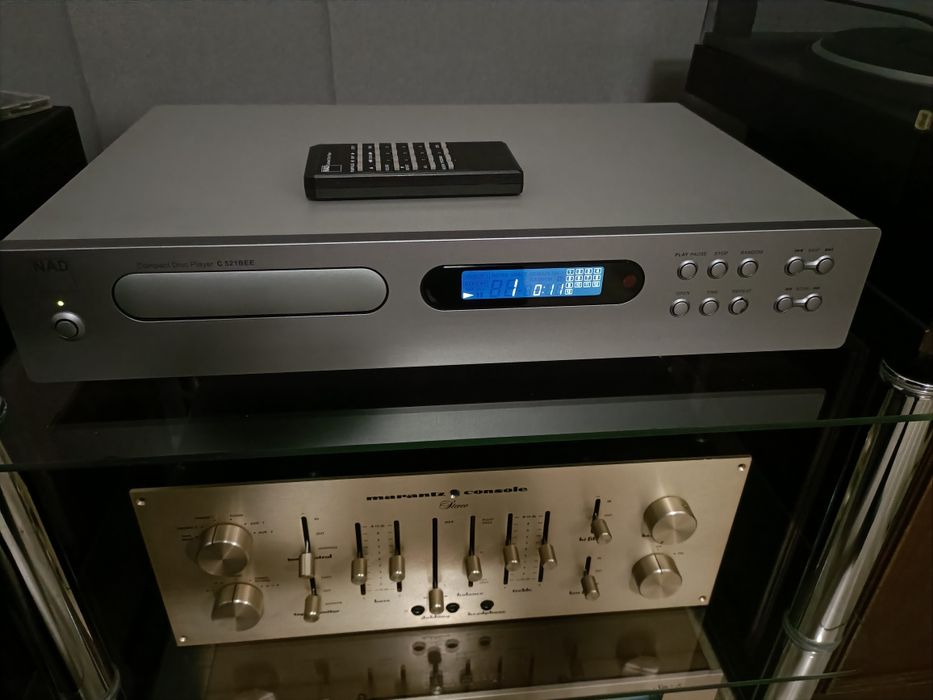 NAD C 521 Bee, CD player perfect funcțional, telecomanda originala NAD