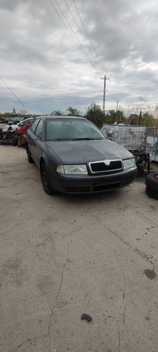 Dezmembrez Skoda Octavia 1 berlina si break