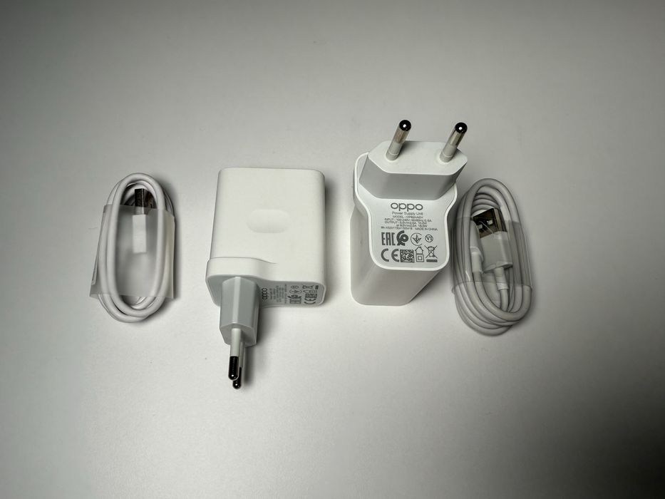 Incarcator Oppo 18w NOU cu cablu