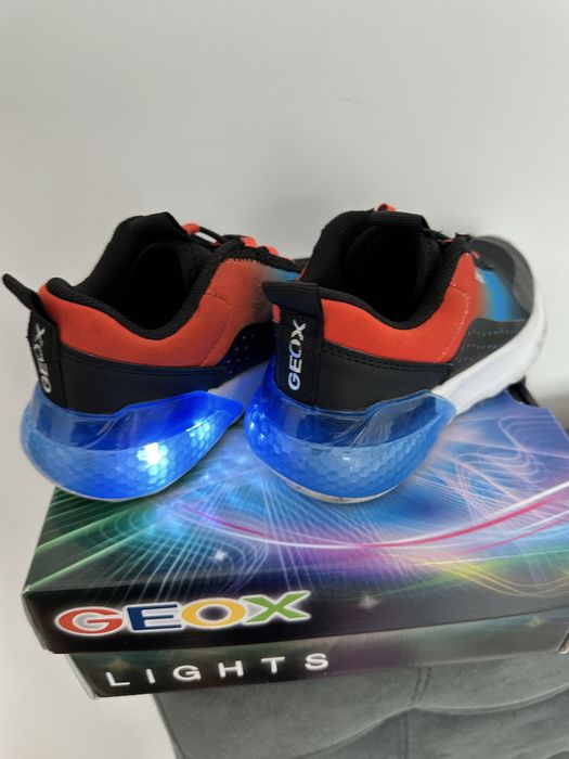 Adidasi geox Marime 29