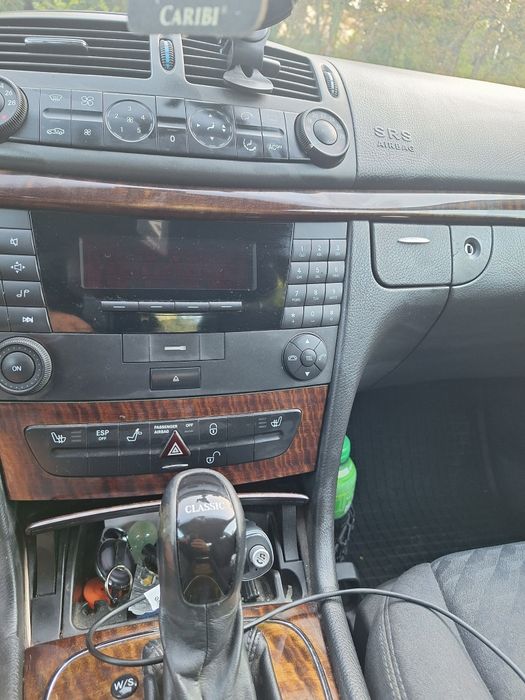 Mercedes w211 stare buna