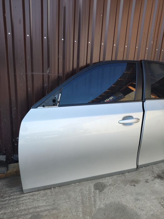 Uși  și aripi BMW E60 titansilber metallic  354