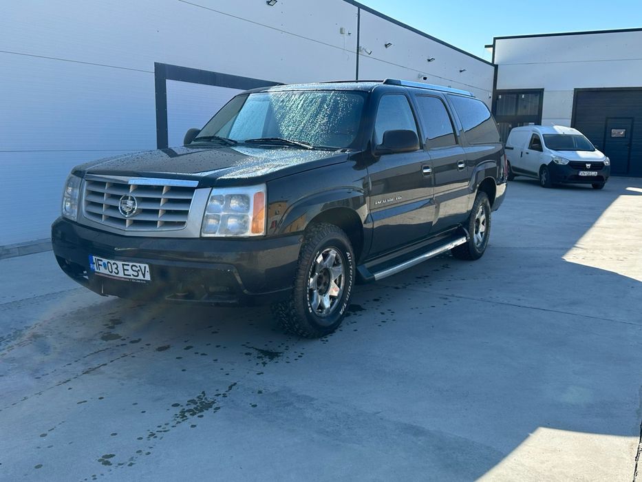 Cadillac Escalade FULL 6.0 V8 Long Urgent!!!