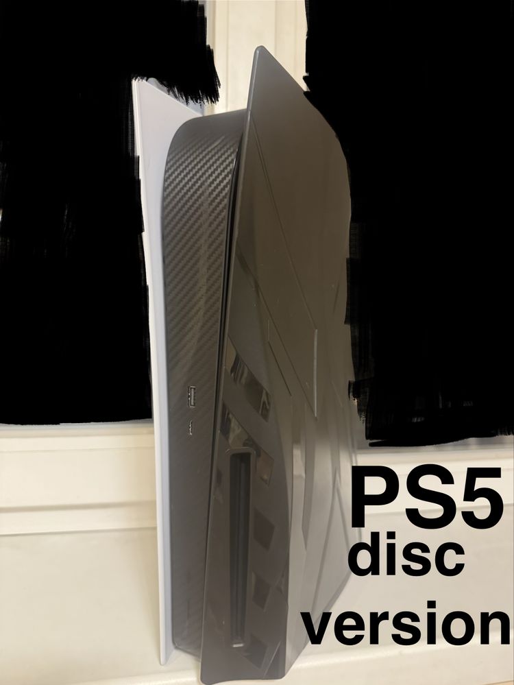 PS5 DISC VERSION Запазен. Пращам видеа как работи!!!