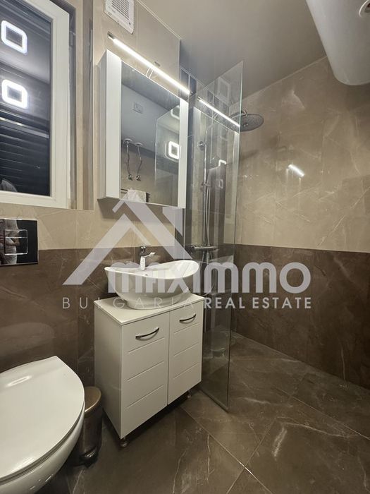 Продава се Тристаен апартамент в Варна, Аспарухово - 110 кв.м за 1845 €/кв.м - Снимка #4