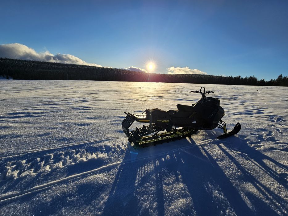 Snowmobil Can Accept Schimb