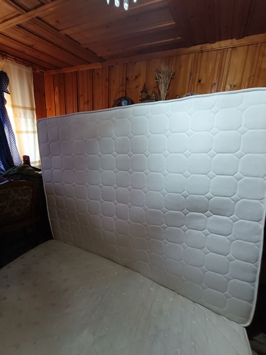 Doua Saltele 160x200 aproape noi