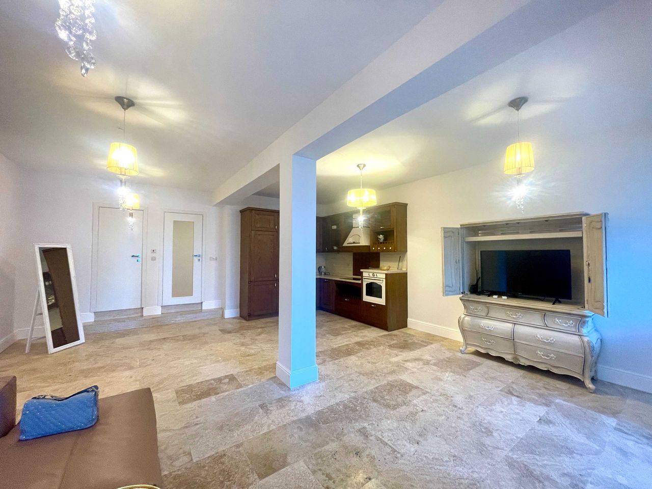 Продава се Двустаен апартамент в Свети Влас - 98 кв.м за 1684 €/кв.м - Снимка #1