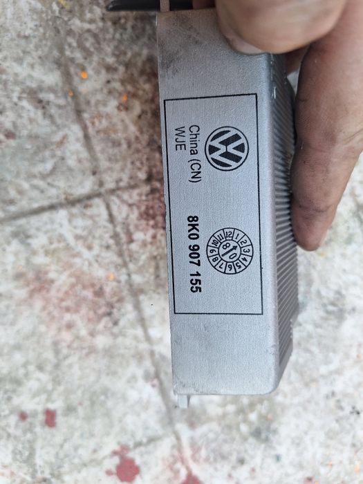 Invertor priza cotiera Audi A4 A5 230 V 150 W