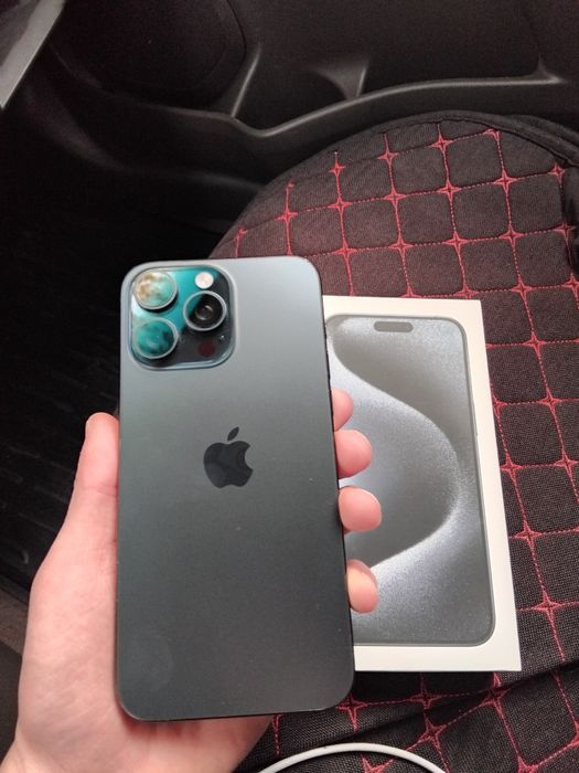 ПРОДАМ IPHONE 15 PRO MAX 256 в идеальном состоянии