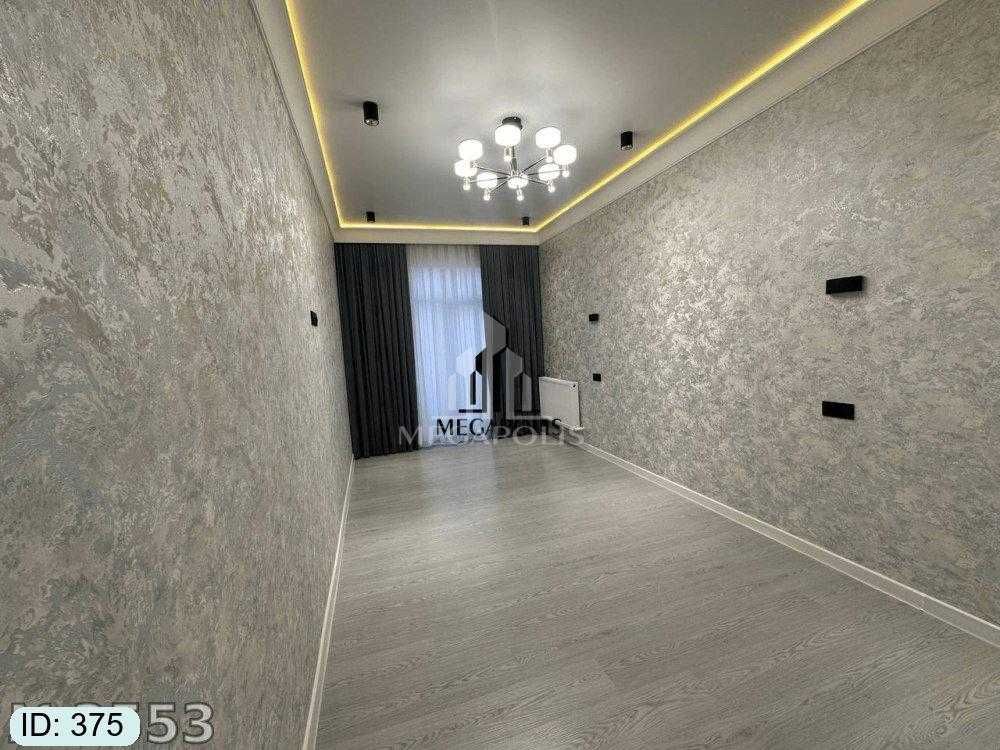 №375 5 mikr jomiy 2 xonali kvartira sotiladi