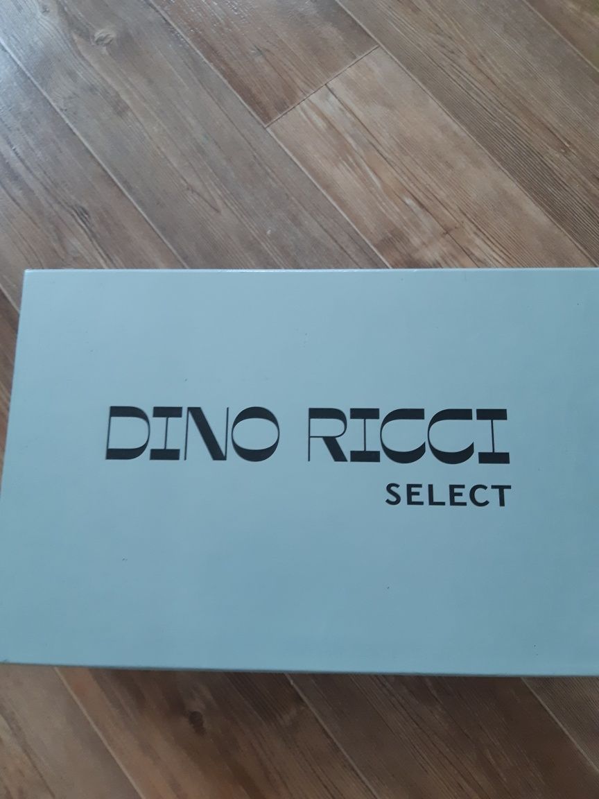 Обувь зимняя  DINO RICCI новая  размер 43 подойдет и на 42 размер