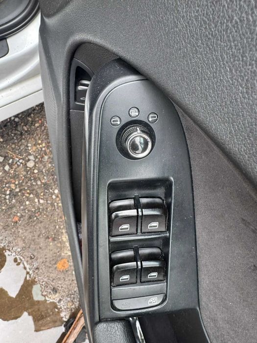 dezmembrez Audi A4 B8 2.0 TDI cod CAHA cutie 6 trepte cod LLQ culoare