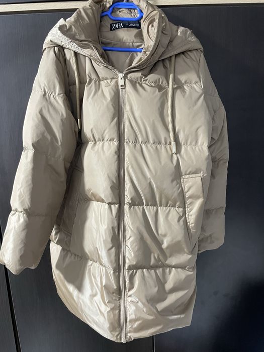 Geaca Zara Culoare Crem