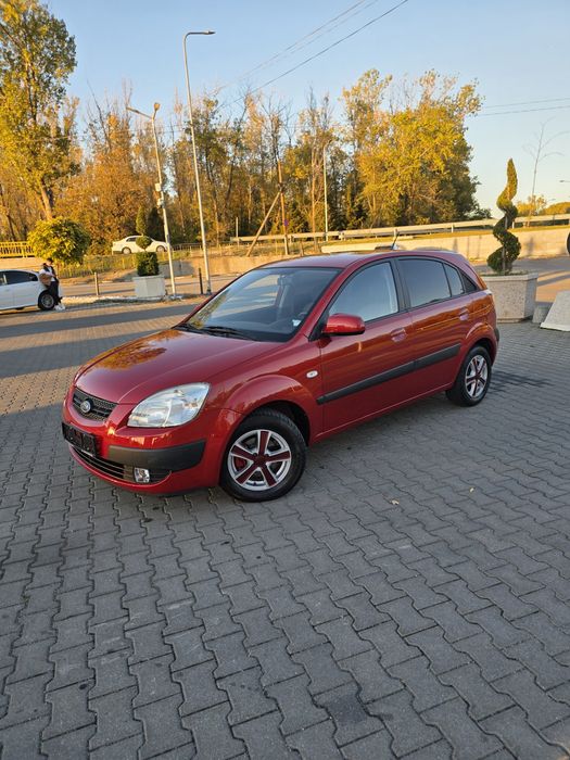 Kia Rio AUTOMATA 1.6Mpi 2009