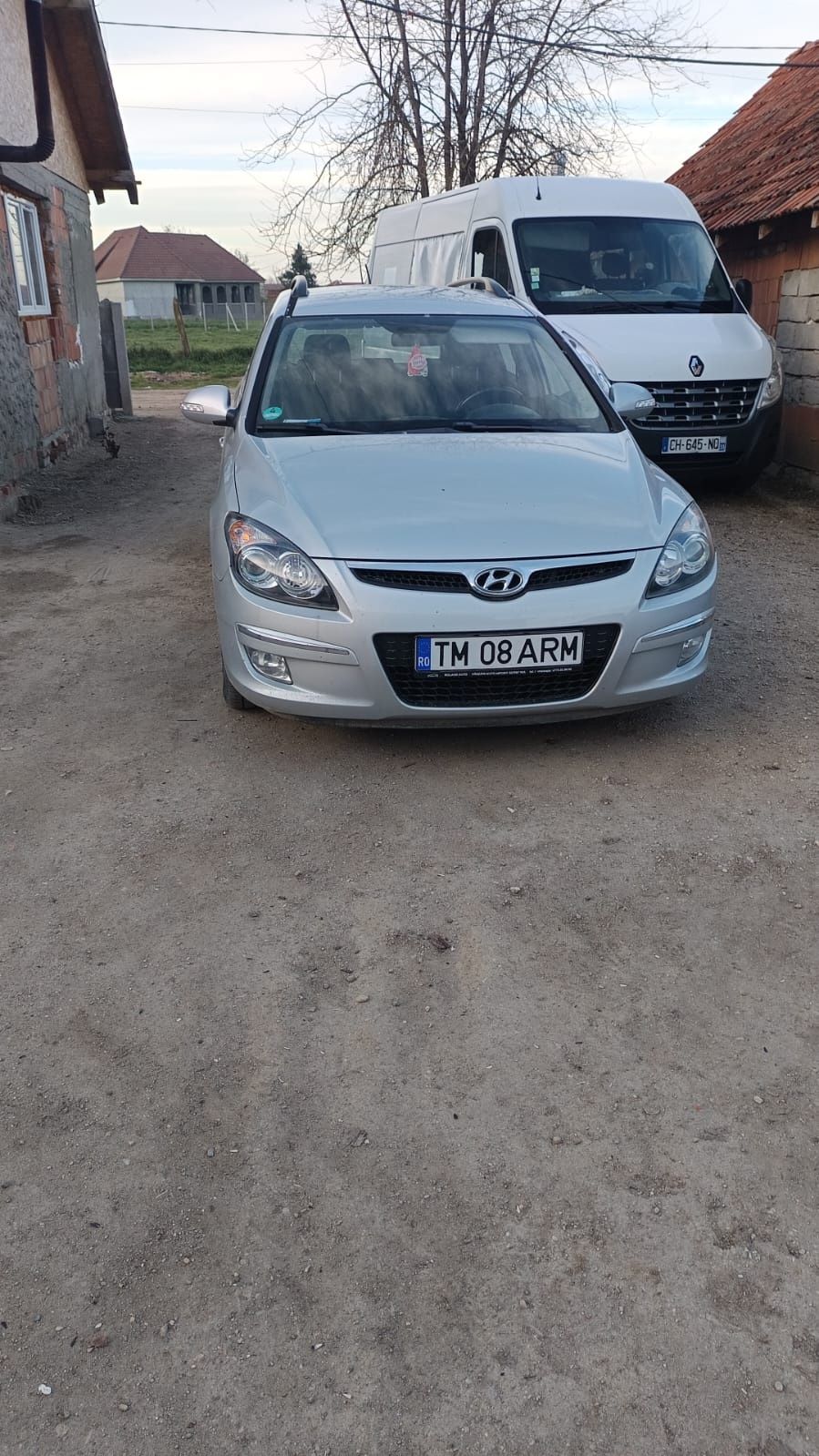 Vand urgent sau schimb Hyundai