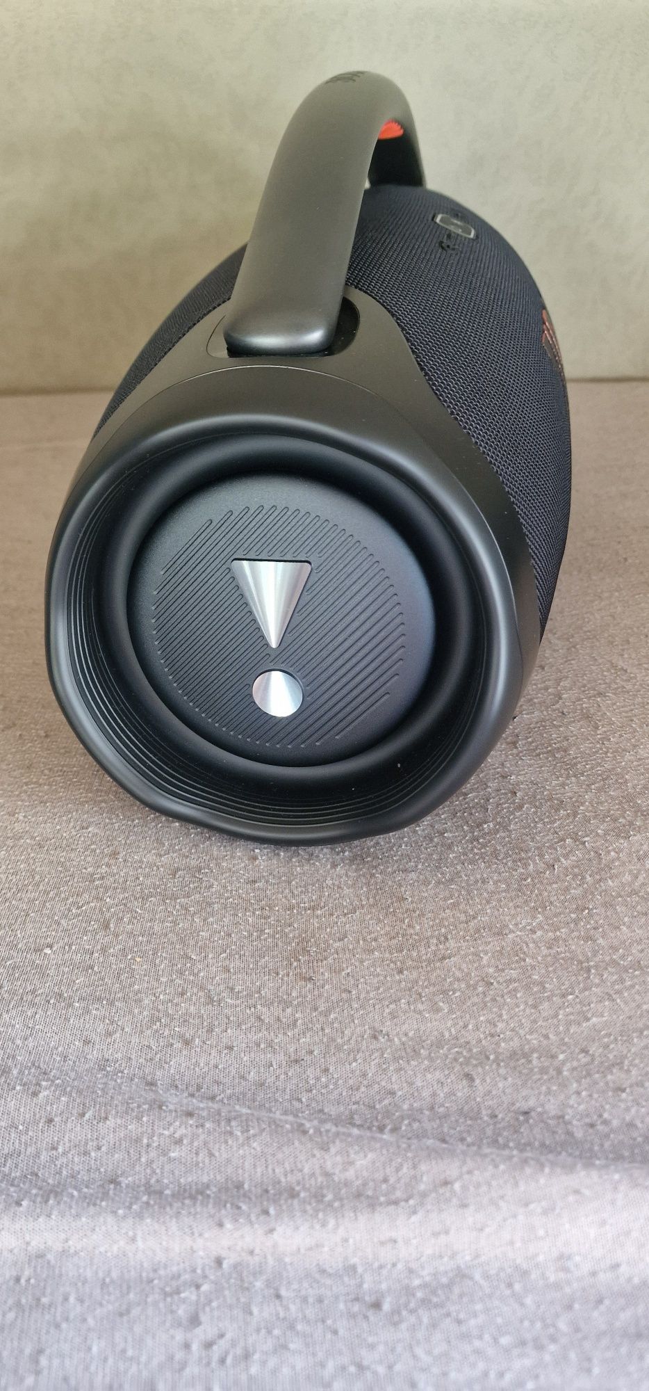 JBL Boombox 3 achiziționată de 2 saptamani