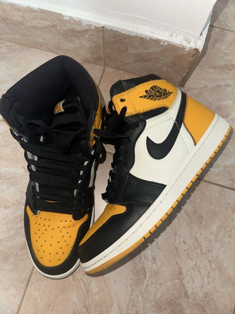 Jordan 1 Retro High Taxi