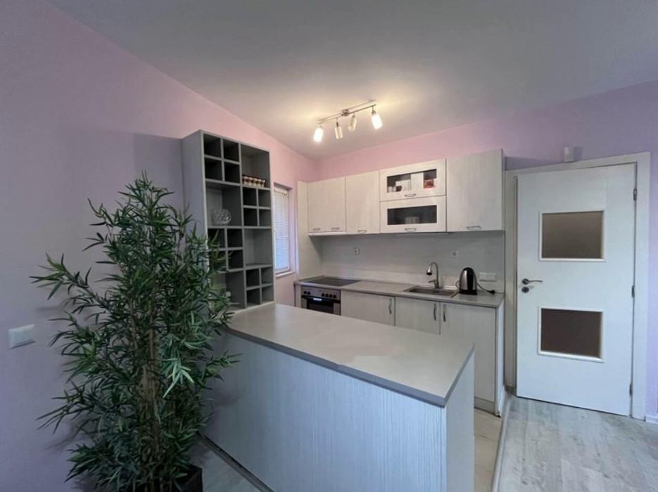 Продава се Тристаен апартамент в Бургас, Сарафово - 76 кв.м за 1843 €/кв.м - Снимка #3