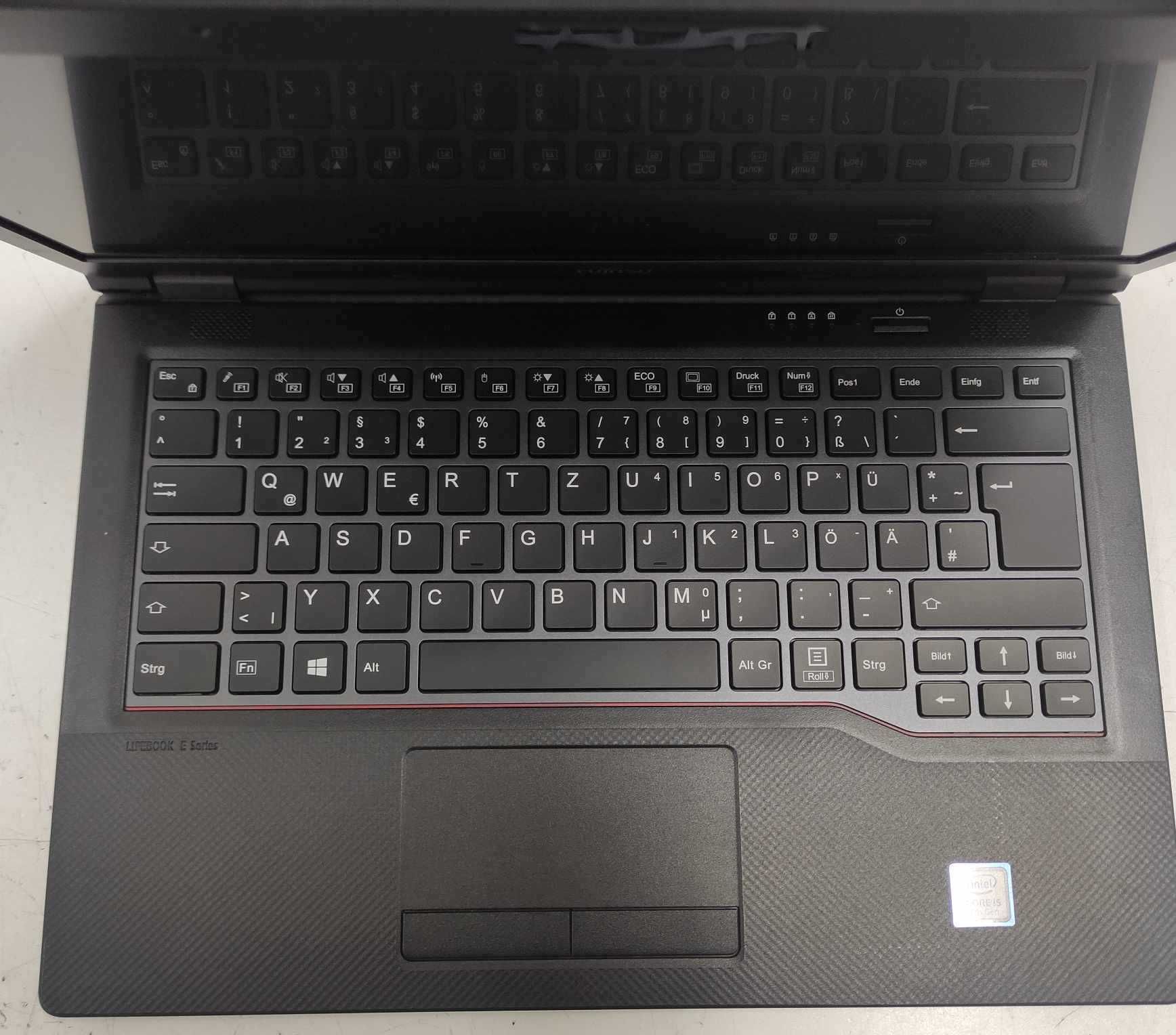 Лаптоп FUJITSU LifeBook E548- 270 лв. - Бургас ТЕРПОТЕХ