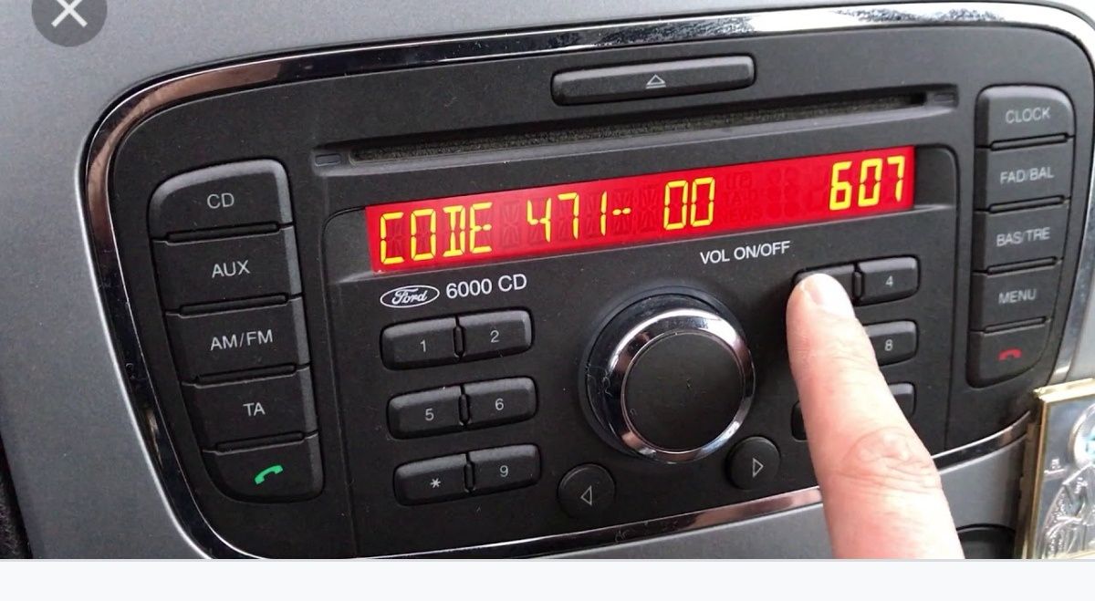 Decodez cd player Ford serie M / V, 50 lei