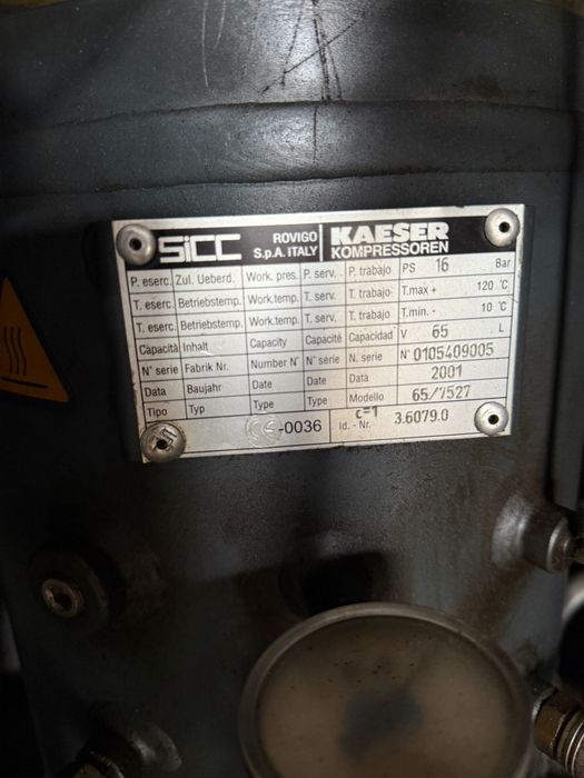 Compresor surub Kaeser CSD 82