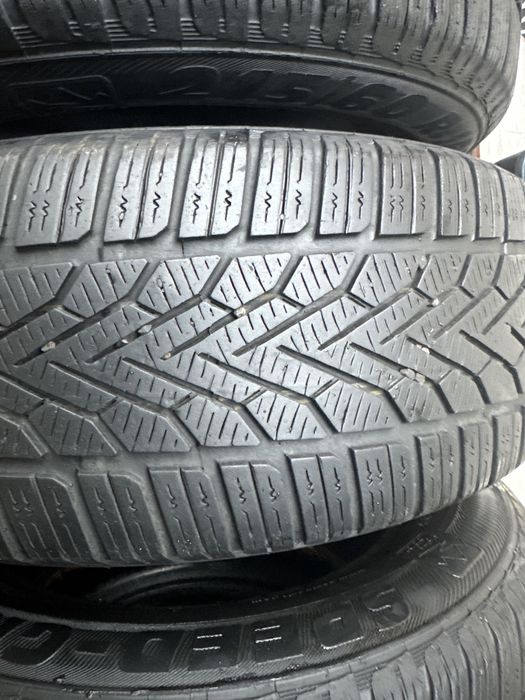 Cauciucuri iarna 215/60/16 Semperit