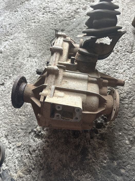 Reductor cutie transfer piese Suzuki Jimmy 1,3