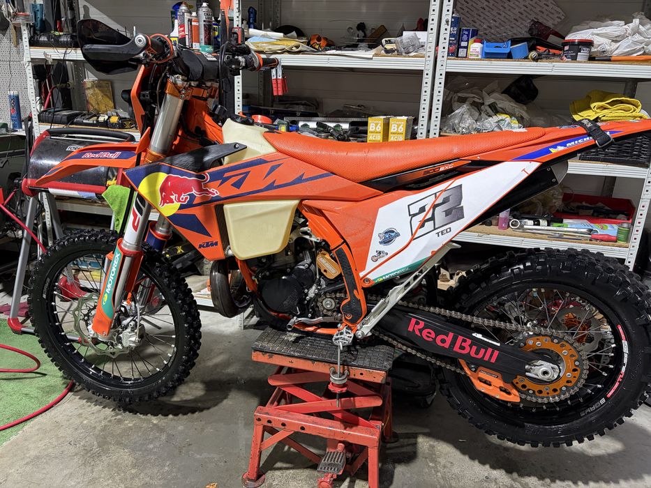 Ktm 300 Exc Tbi model 2024 Hard Enduro Edition