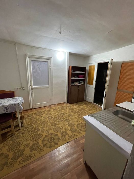 Сдается квартира ( ер балаларга)