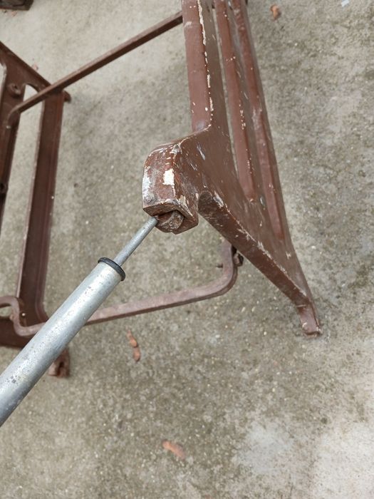 Picioare din oțel turnat