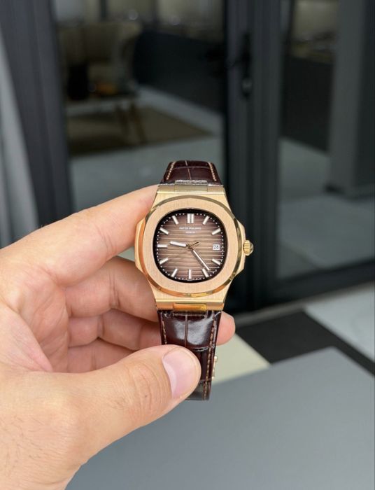 Patek Philippe часы наручные отличный подарок на новый год.