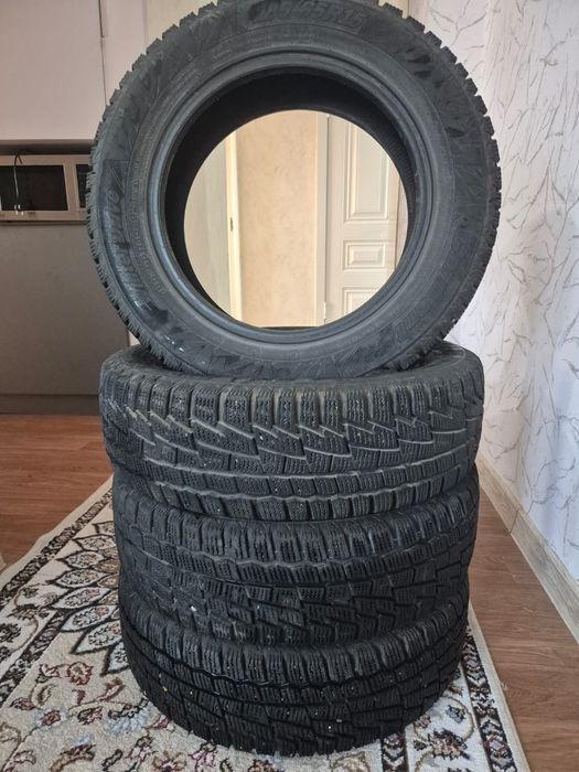 Зимние шины в хорошем состоянии