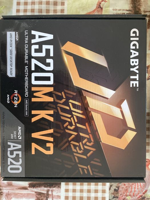 Материнская плата Ryzen, от Gigabyte
