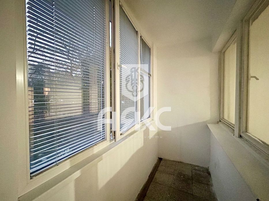 Двустаен апартамент в кв. Люлин 5