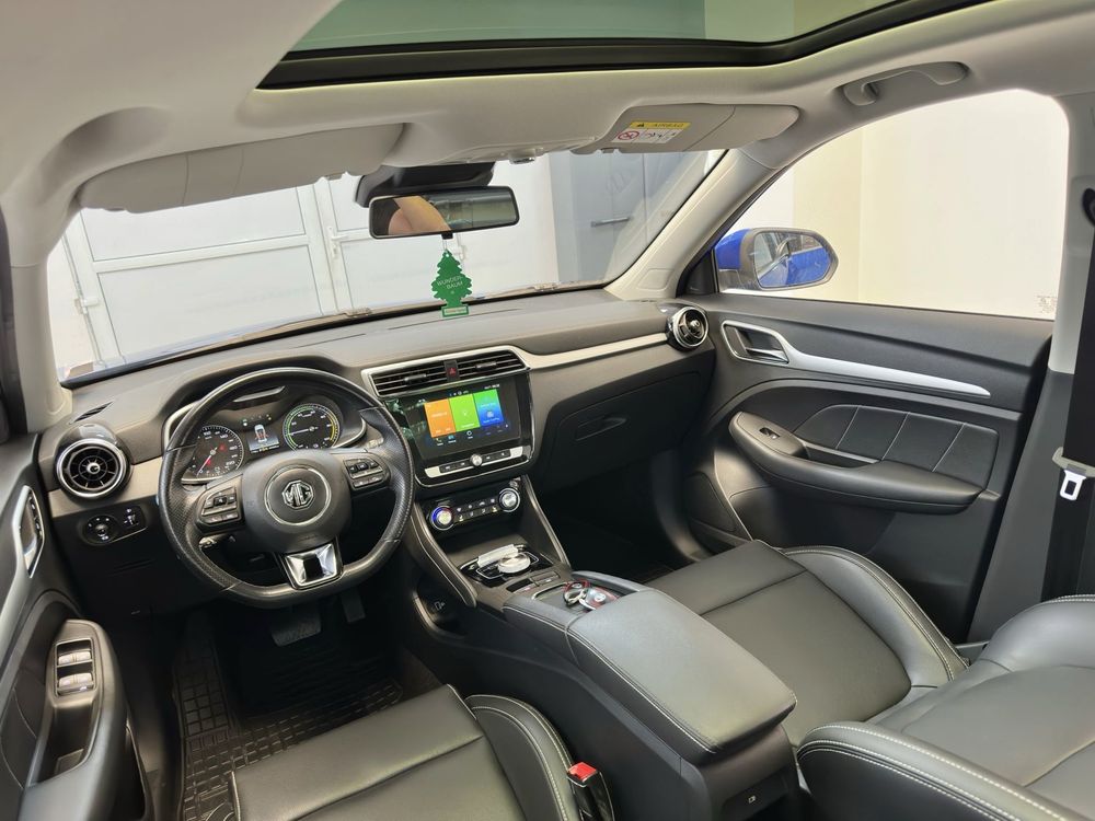 MG ZS-EV Suv Electric 2021/8 Luxury-Panoramic-Gps Navi 4K-Cu Garantie