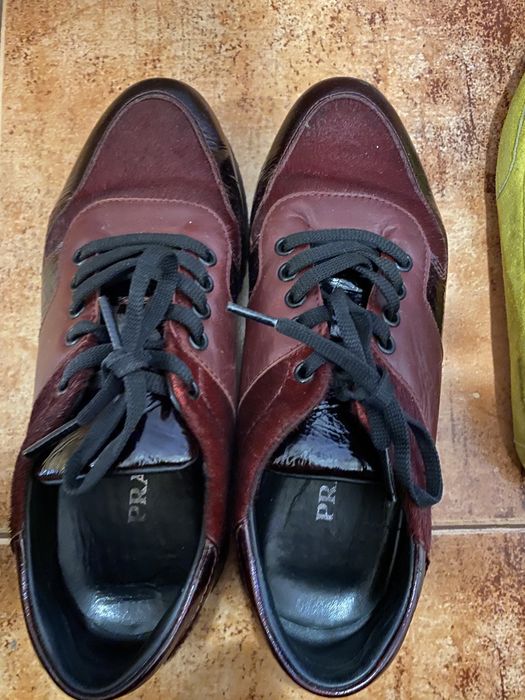 Обувки кецове и снийърси